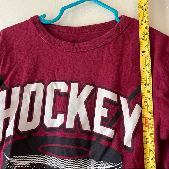 🌼 5/$25 The Children’s Place Boys Long Sleeve Hockey Dude Graphic Tee 7/8 Sports - Picture 5 of 8